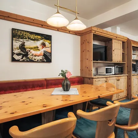 Ferienresidenz Raich - Appartements Mit Sky Wellness Und Garten Ried im Oberinntal Zewnętrze zdjęcie